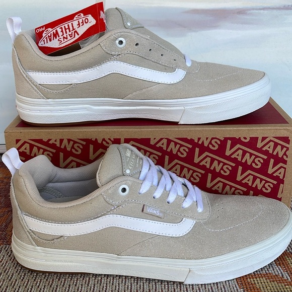 Vans WMNS Kyle Walker Pro
Antique/Rose
VN0A4UWS2LY
Sneakers - Picture 2 of 16